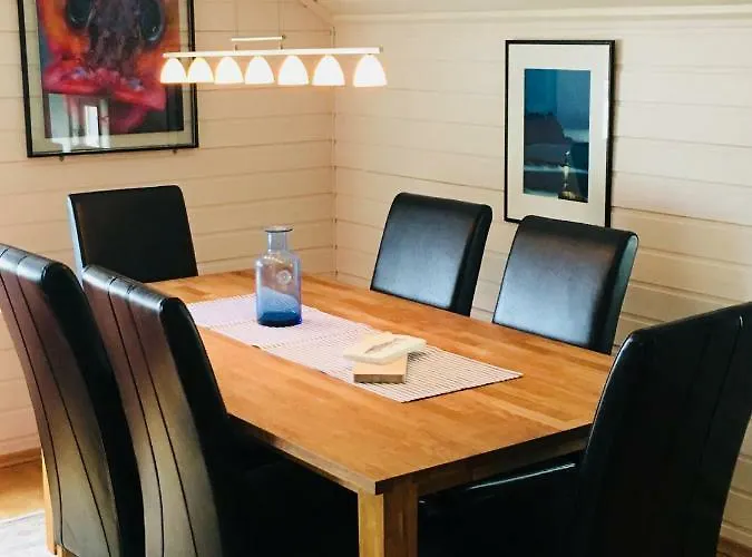 Svinoya, Hyggelig Apartment