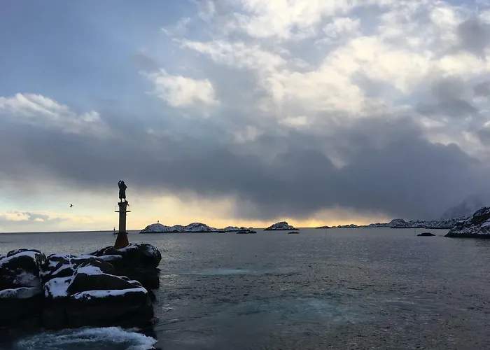 Svinoya, Hyggelig Svolvær